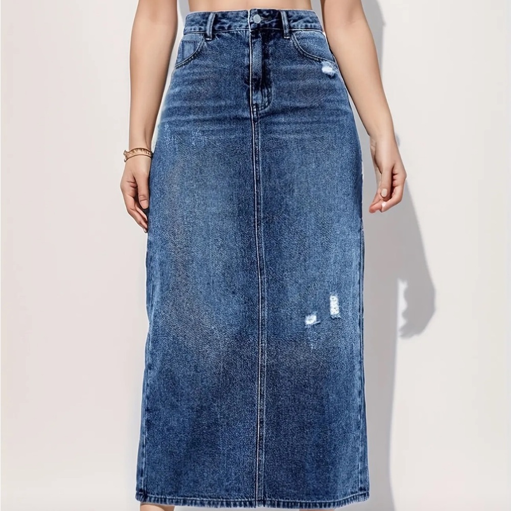 NWOT-Jean Skirt Size L